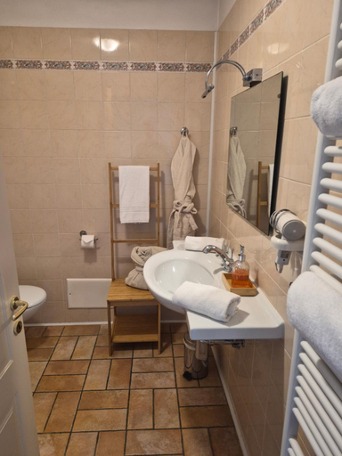 Bathroom 5, Eremo della Gasprina, Cuneo