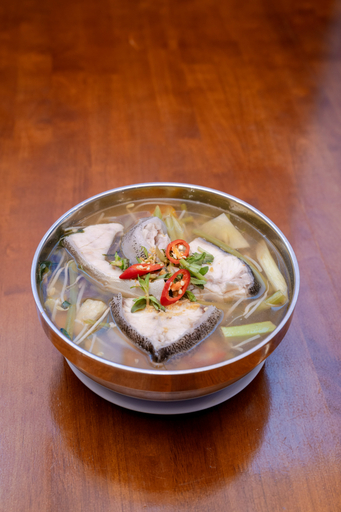 Food 5, Cong Phung Hotel & Apartment, Phan Thiết