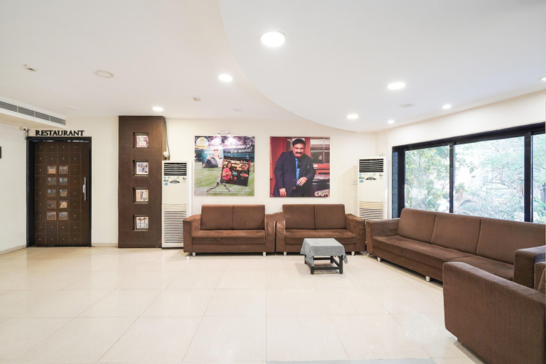 Living room, Super Deluxe Roompalette Country Club, Surat