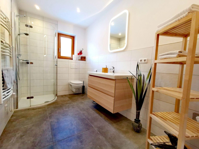 Bathroom 3, Haus DiRol, Kitzbühel