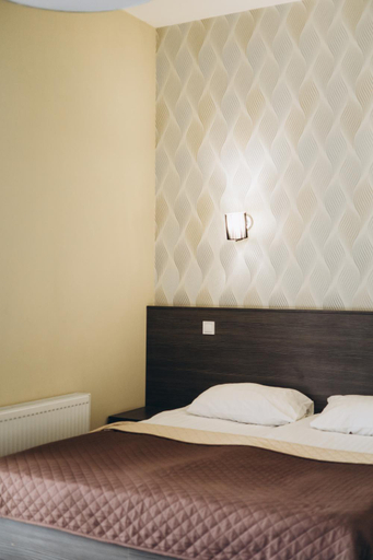 Bedroom 2, Hotel Complex Dvir Kniazhoiy Korony, Skolivs'kyi