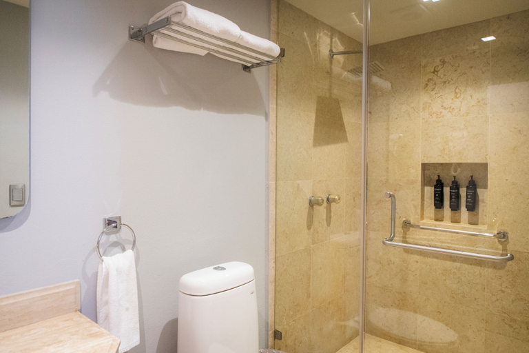 Bathroom 4, Santa Anita, Ahome