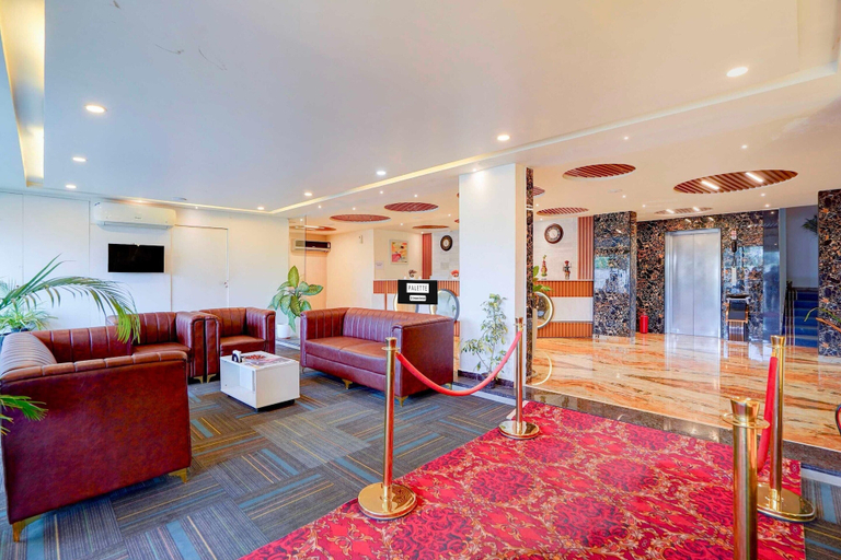 Living room, Super Deluxe Room Blue Diamond, Bangalore
