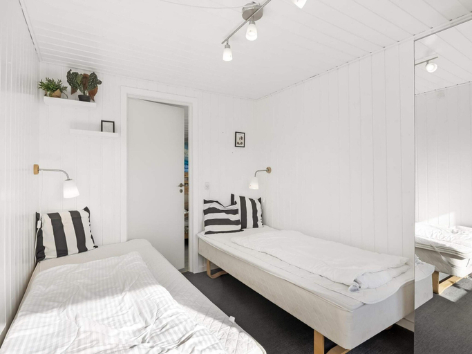 Others 3, 4 Star Holiday Home in Lokken, Hjørring