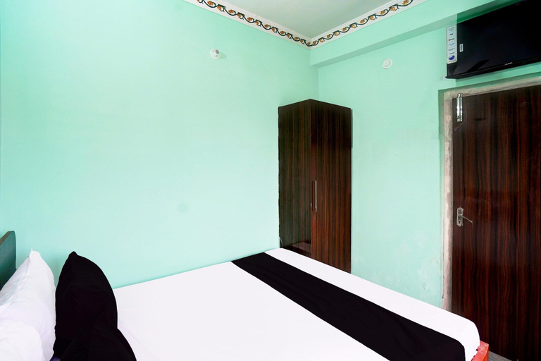 Room 4, Deluxevigyaat International, Muzaffarpur
