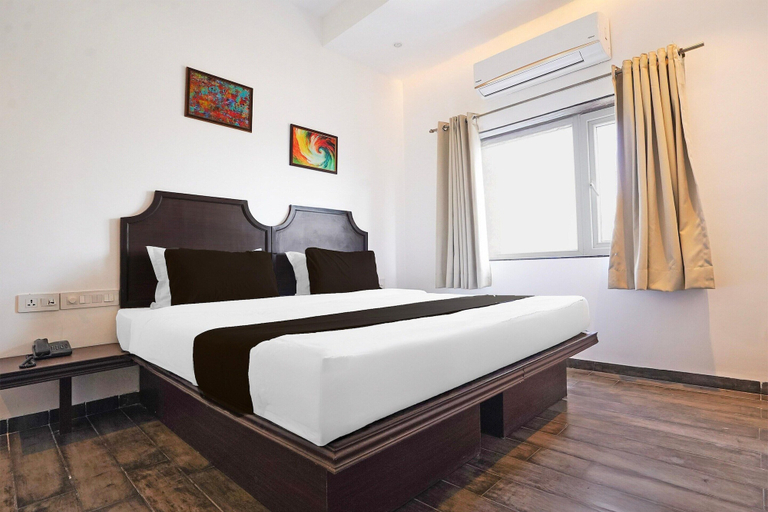 Room 4, Super Deluxe Octave Parkland Suites, Nagpur