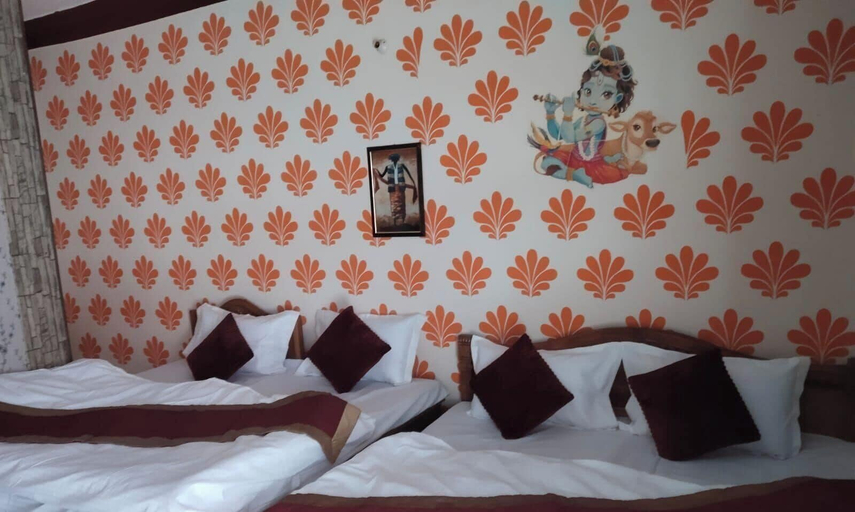 Room 2, Hotel New Pandey Inn, Rudraprayag