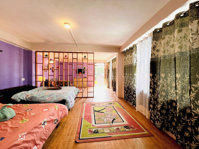 Room 4, Grand Casa, Darjiling