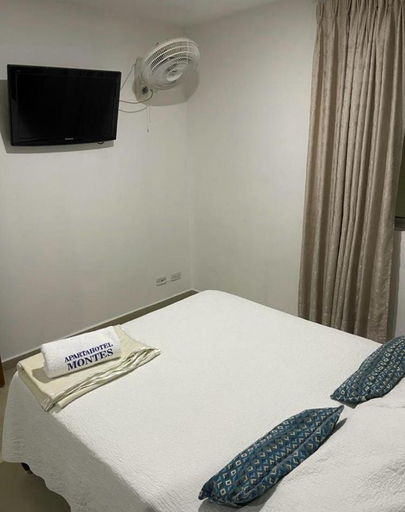 Bedroom 3, Living Montes, Medellín