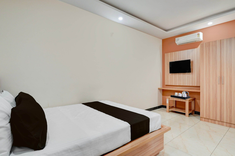 Room 3, Deluxesrs Boarding and Lodging, Bangalore