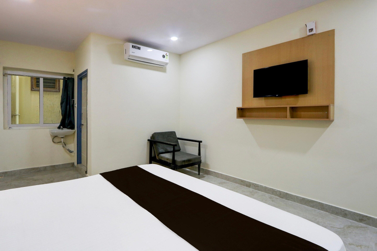 Room 2, Townhouse Kukatpally Formerly SV Royal, Ranga Reddy