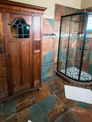 Bathroom 5, Casa de la Presa 5, Capricorn