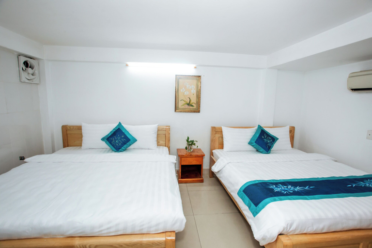 Room 3, Bohemia Hotel, District 1