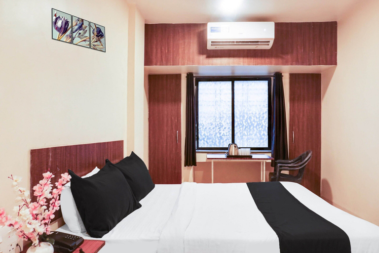Room 2, Deluxe Pun753-moca, Pune