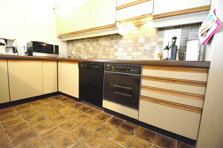 Private kitchen 2, Apartment Near Sailing Club With Sea Views, West-Vlaanderen