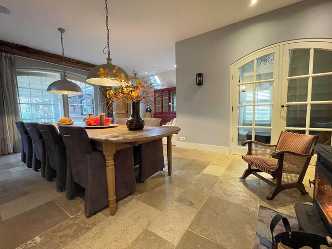 Dining 5, Farmhouse With Turkish Steam Bath, Twenterand