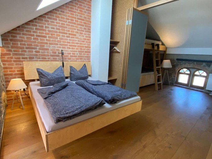 Room 2, A Two-storey Home With Terrace and Fireplace - Last Minute, Bautzen
