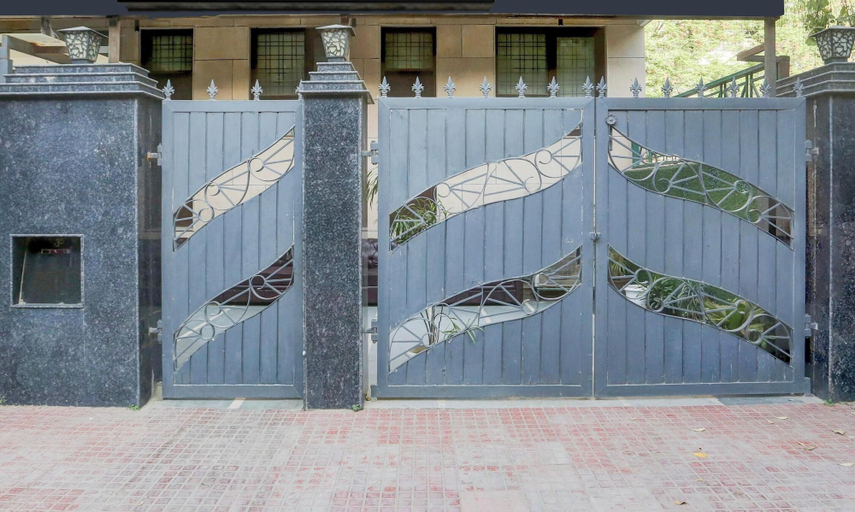 Reception 2, Super Townhouse Sushant Lok Phase 1, Gurgaon