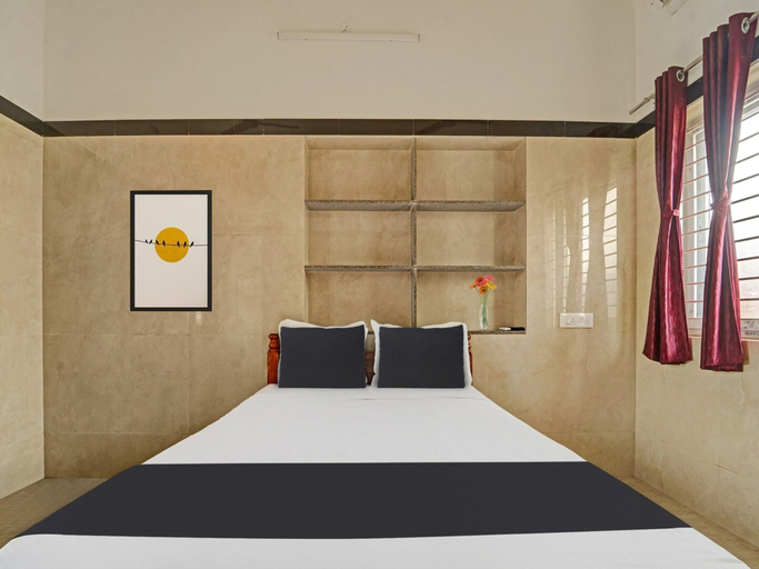 Room 3, Deluxe VRL Residency, Coimbatore