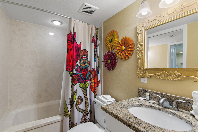 Bathroom 3, Sundestin 303, Okaloosa