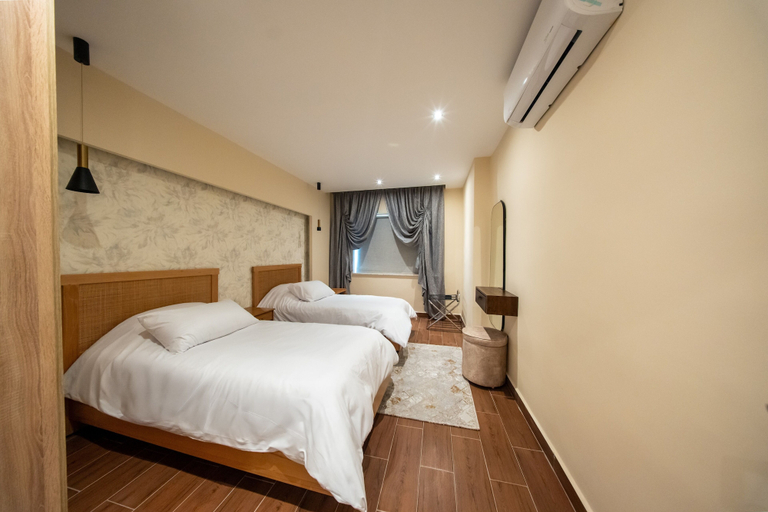 Room 3, B Suites Boutique Hotel, Wadi Essier