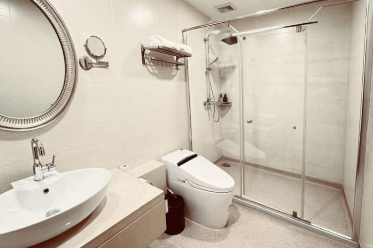 Bathroom 3, Guoli Holiday Hotel, Shuozhou