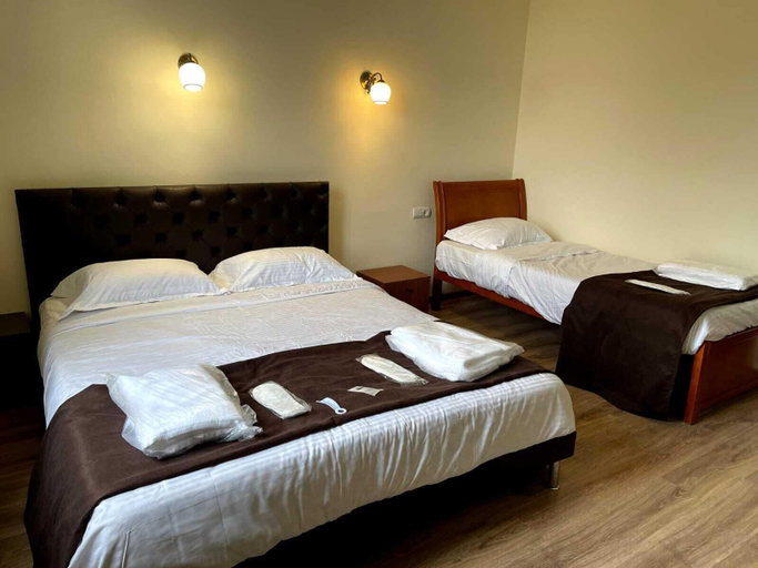 Room 2, Nana Grand Hotel, Yerevan