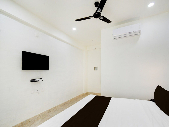 Room 5, Deluxe Saka Arcade, Ranga Reddy