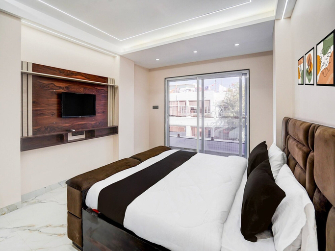 Room 3, Deluxe Hotel Shree Ganesha, Indore