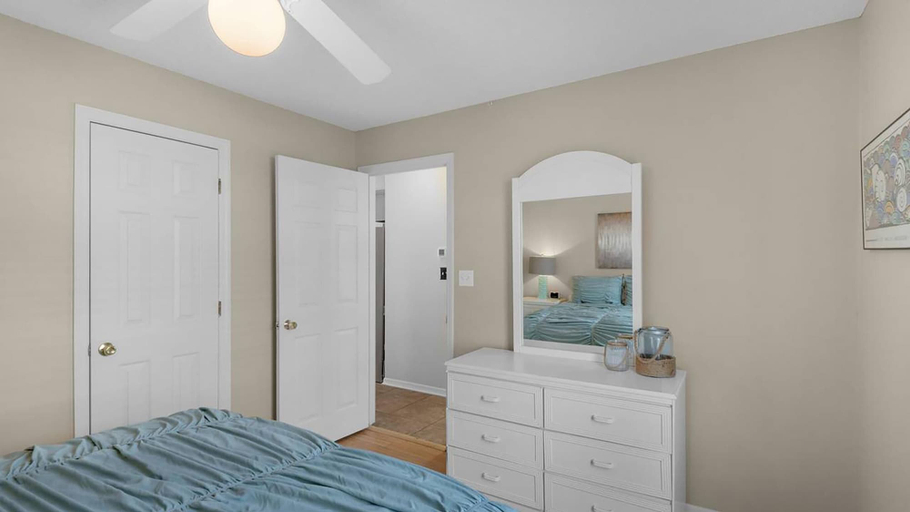 Bedroom 3, Beachside Villas 621, Walton
