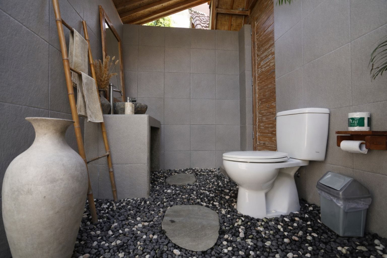 Bathroom 3, Penida Green Palm Cottage, Klungkung