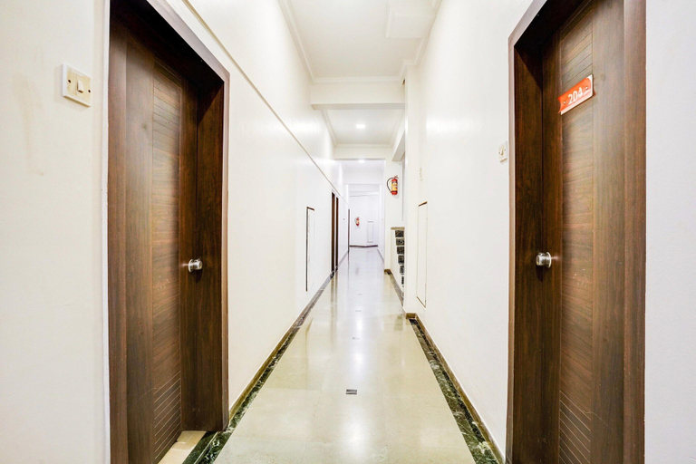 Interior 4, Deluxe Hotel Shanti Inn, Nashik