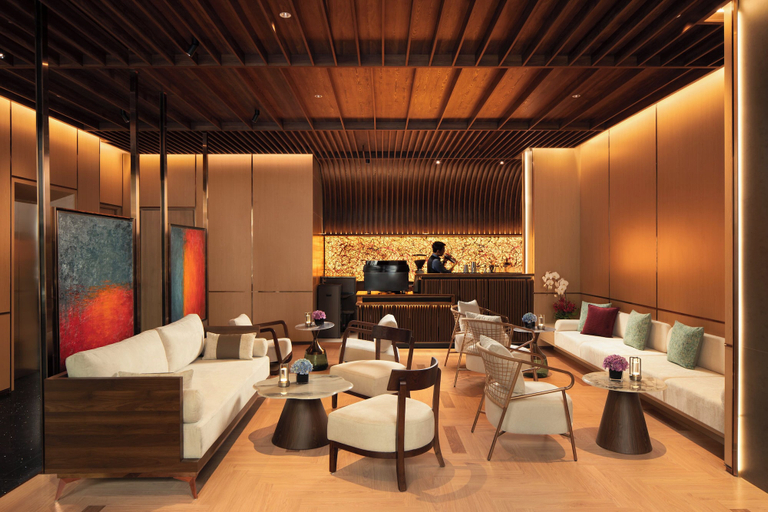 Bar (on property), The Auberg Collection Hotel, District 1