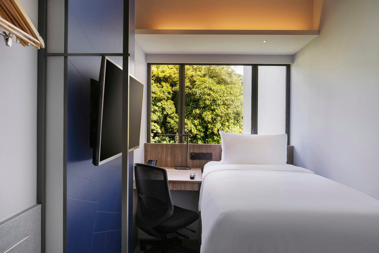 bedroom 16