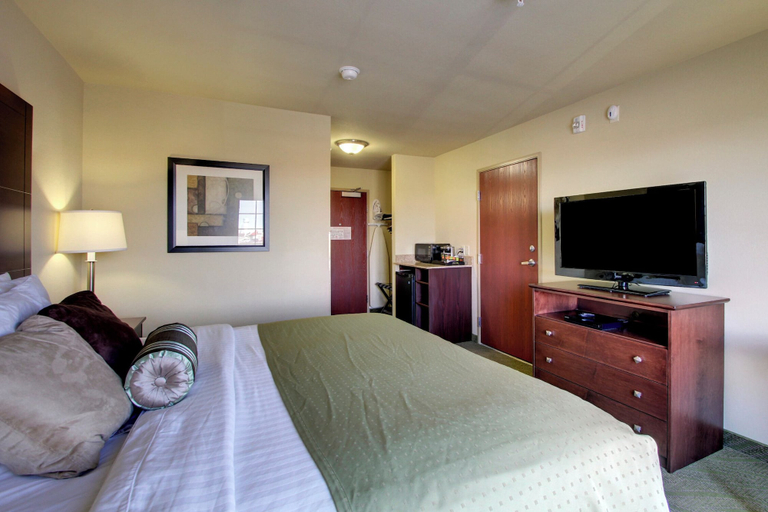 Bedroom 4, Cobblestone Hotel & Suites - Wayne, Wayne