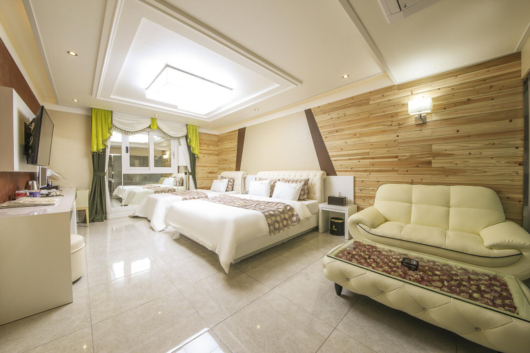 Bedroom 4, Suncheon Gentleman Self check-in Hotel, Suncheon