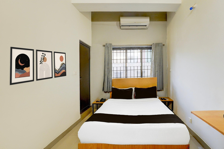 Room 2, Deluxe Grace Complex, Kancheepuram