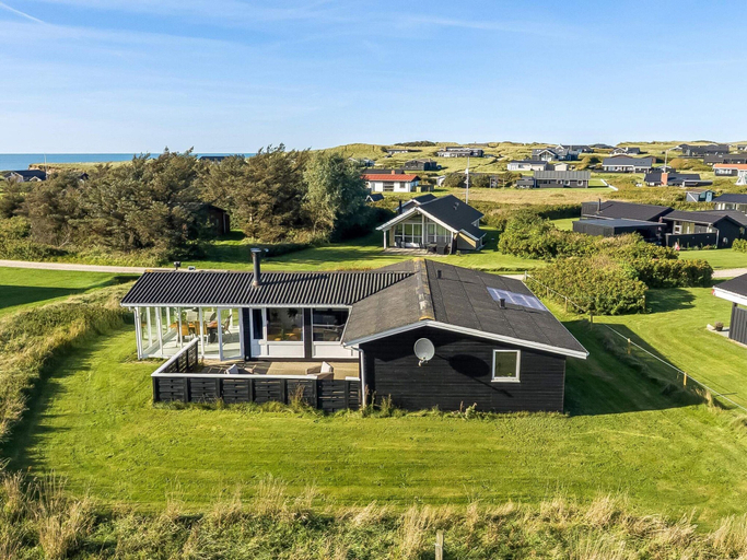 Others 5, 4 Star Holiday Home in Lokken, Hjørring