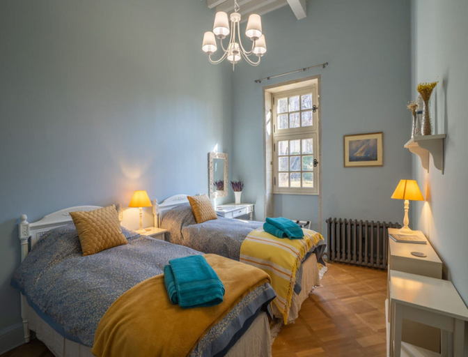 Room 4, French Villa With Pool & Games Room, Tarn