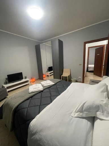 Bedroom 2, B&B IL QUADRIFOGLIO, Ancona