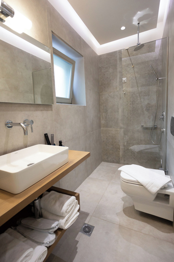 Bathroom 4, Armantanis Luxury Suites, Peloponnese