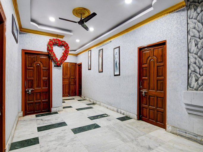 Interior 4, Classic With Balcony Hotel Beer and Beyond, Haora