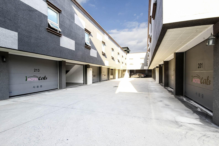 Exterior & Views 1, Cats Hotel, Dalseong