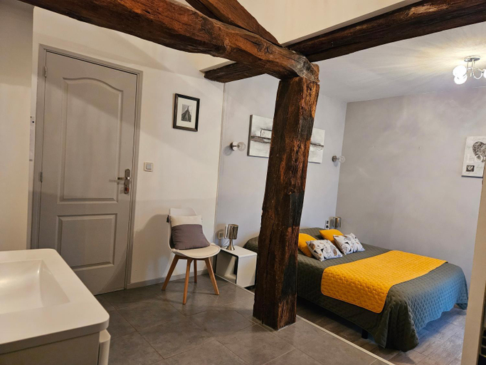 Bedroom 4, A la Gloriette Futuroscope, Vienne