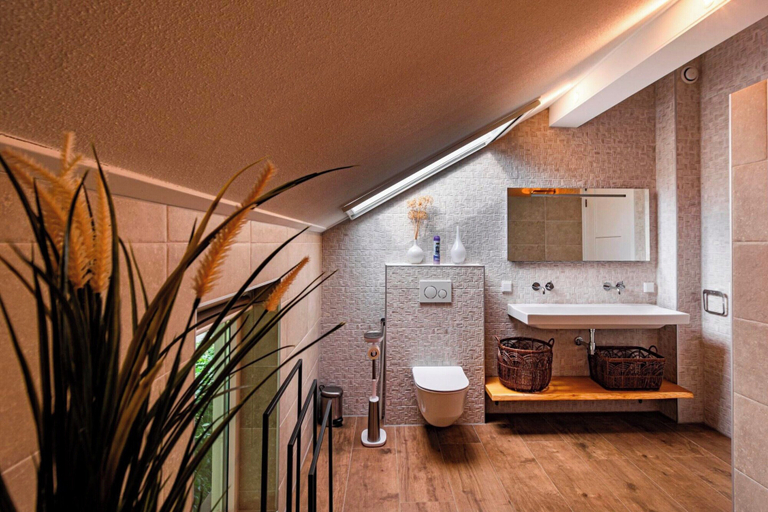 Bathroom 4, Water Villa, Sauna & Beach, Hardenberg