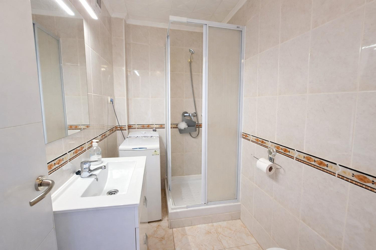 Bathroom, Apartment Sea View in Rincon de Loix- free parking, pool, Wi-Fi, new air conditioning, Alicante