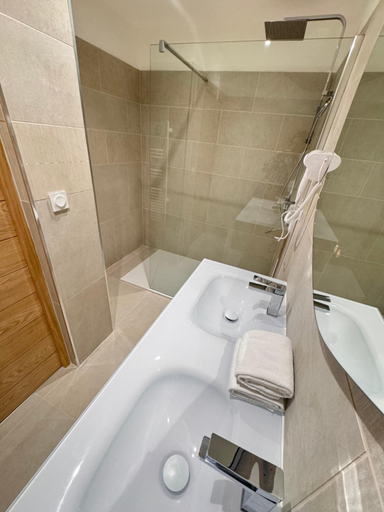 Bathroom 5, Auberge Des Salles, Var
