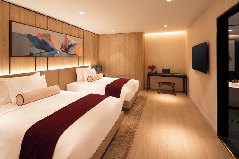 Room 4, The Auberg Collection Hotel, District 1