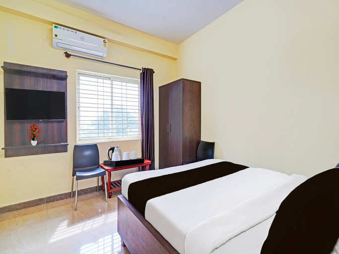Room 5, Deluxesrigandhakavalu Formerly Chamundeshwari, Bangalore