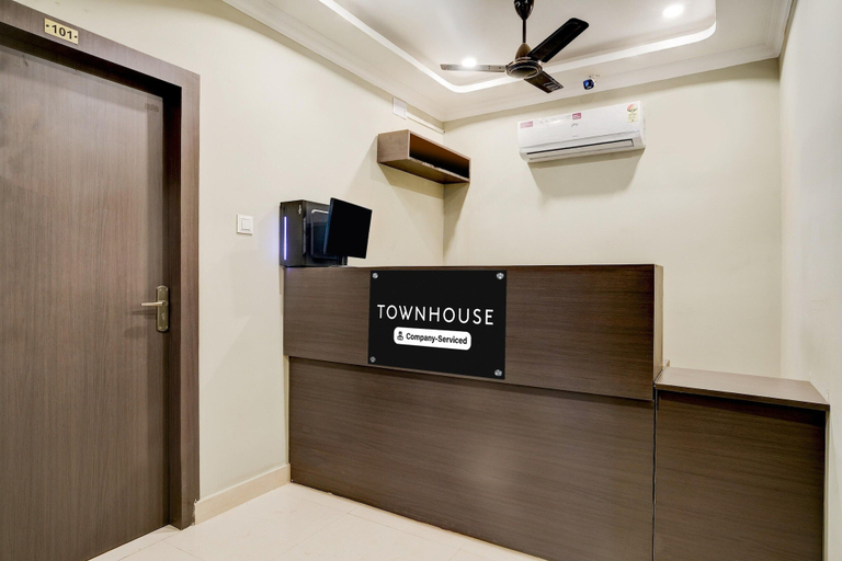 Reception 2, Super Deluxe Room Cloud Stay Inn, Kamrup Metropolitan